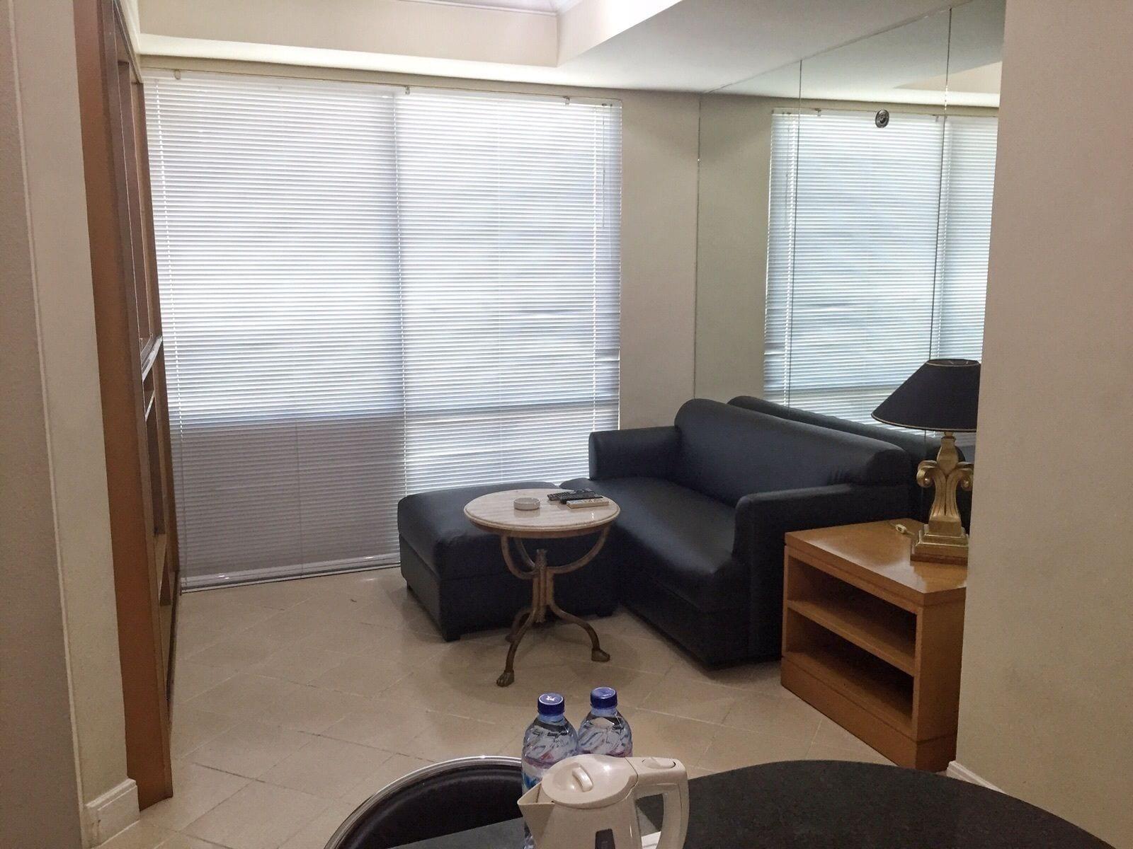 Batavia Hotel & Serviced Apartments Jakarta Exteriör bild