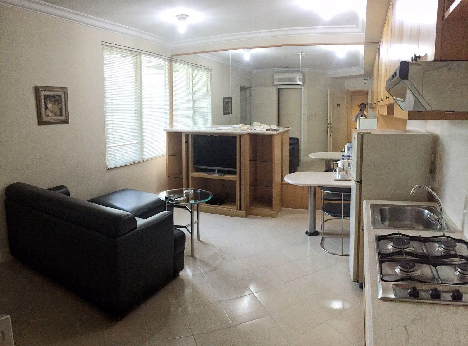 Batavia Hotel & Serviced Apartments Jakarta Exteriör bild