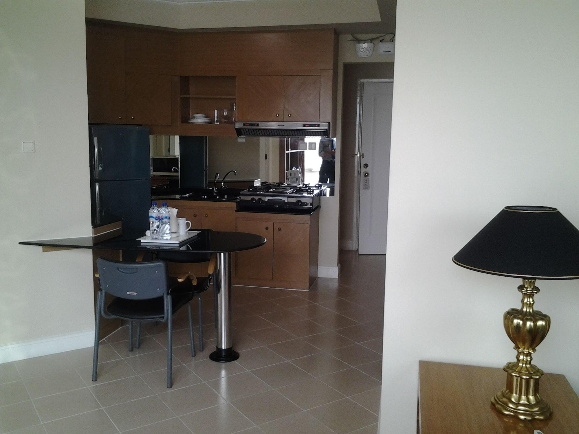 Batavia Hotel & Serviced Apartments Jakarta Exteriör bild