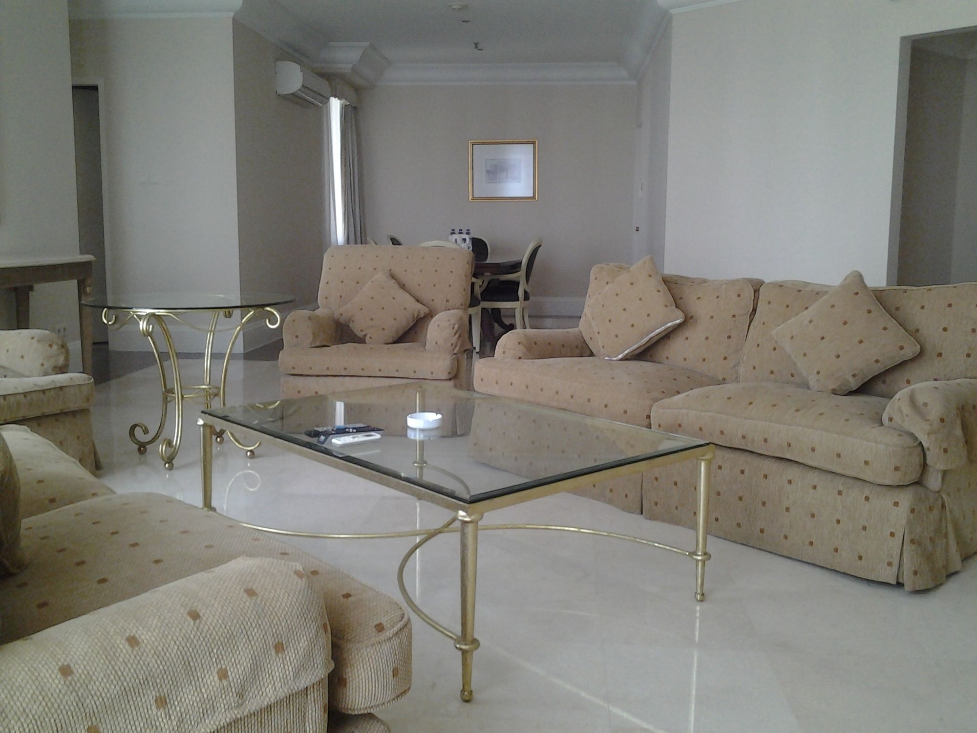 Batavia Hotel & Serviced Apartments Jakarta Exteriör bild