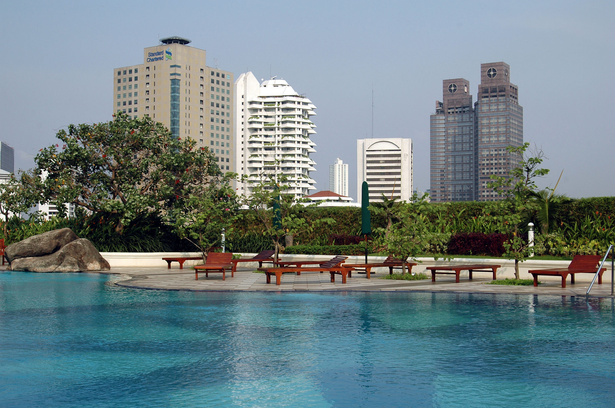 Batavia Hotel & Serviced Apartments Jakarta Exteriör bild